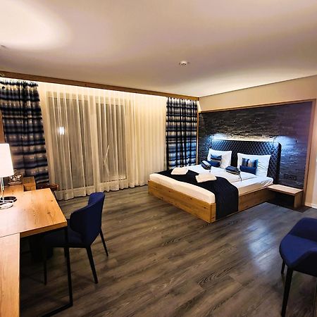 Privat & Boutique Hotel Plauer See Fuenfseen Exteriör bild